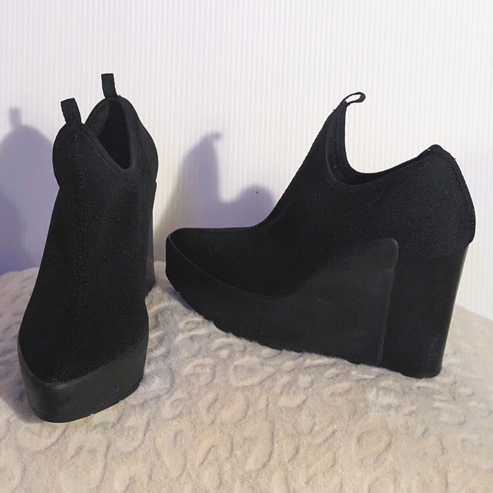 United Nude Black Platform Wedge Heel, Sz 39 VGUC